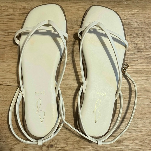 Joie White Strappy Sandals - Picture 3 of 4